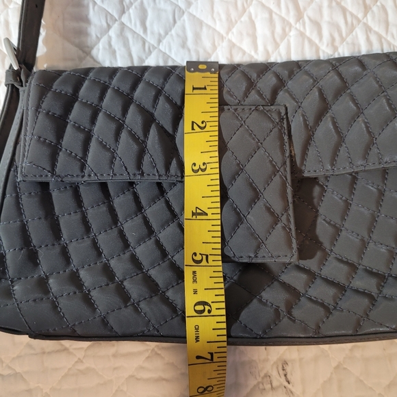 KOSCGI Quilted Shoulder Soho Trendy Gray Bag in Black - Picture 9 of 10